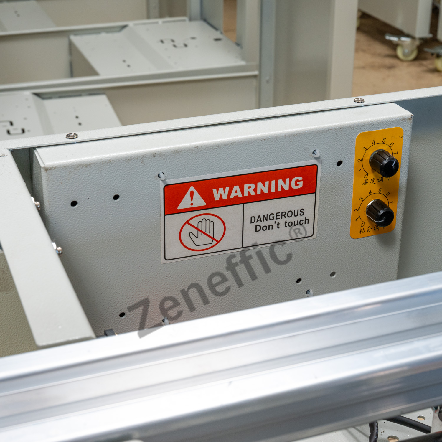 Machine d'emballage de bandes de bureau TR-B301L